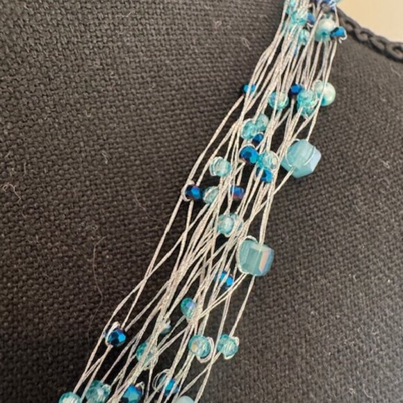 Multi-strand bead necklace, silver tone, 17" w/extender - Picture 3 of 3